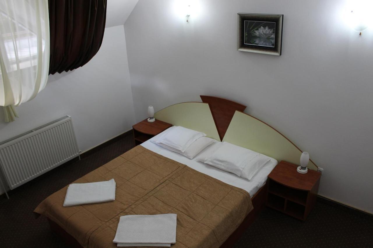 Pensiunea Colina Poiana Brasov Εξωτερικό φωτογραφία