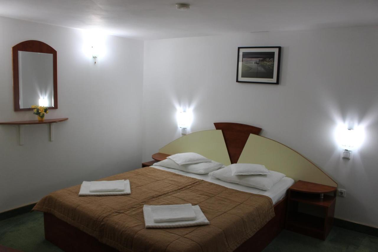 Pensiunea Colina Poiana Brasov Εξωτερικό φωτογραφία